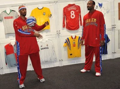 Harlem Globetrotters a Torino, Museo dello Sport. Prince Johnson e Spider Wilks.